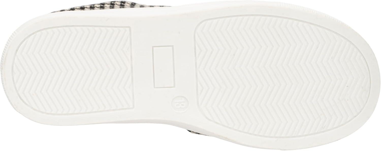 imageOlivia Miller Girls Roxy Low Top Round Sneakers Thermoplastic Rubber Outsole